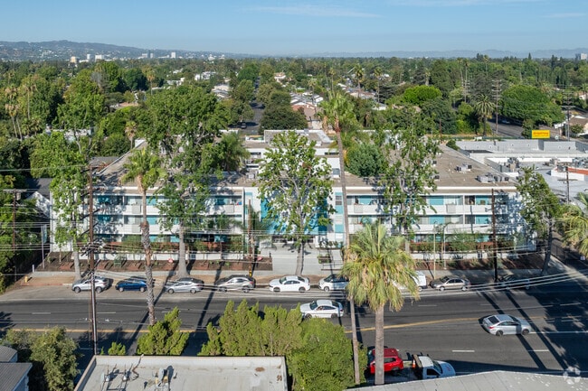 Aerial - Mila Sherman Oaks Aerial - Mila Sherman Oaks