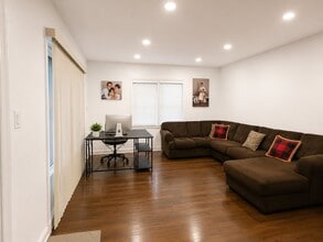 Building Photo - 28 Linden Ave
