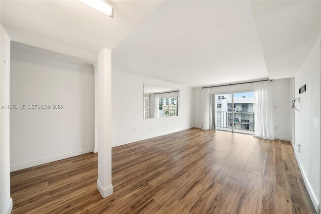 Foto del edificio - 1300 Alton Rd