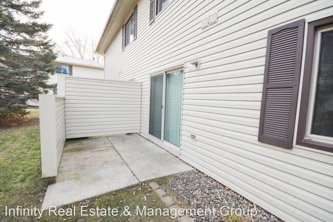 Building Photo - 2 br, 1.5 bath House - 2809-A 19th Ave NW
