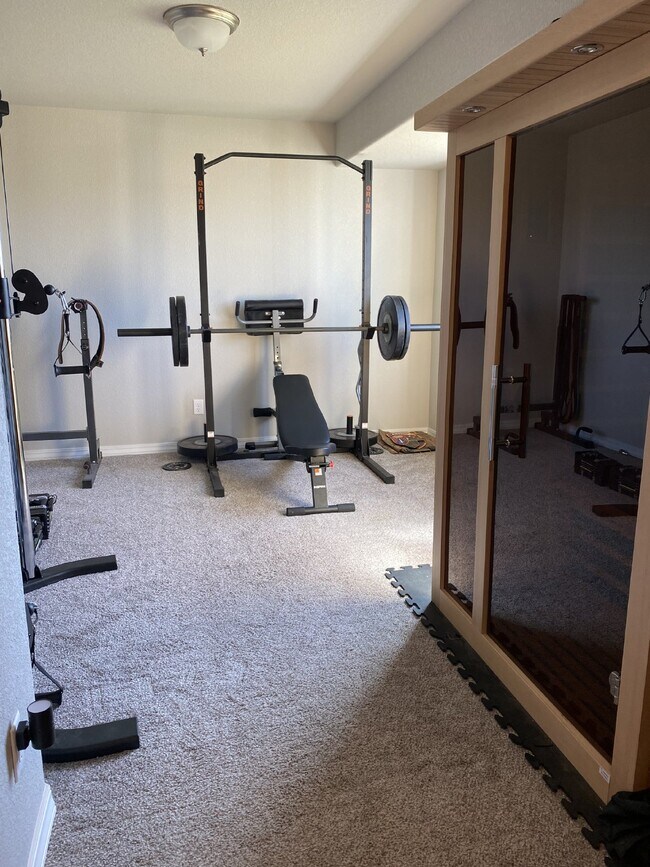 Photo - 3 bedroom - Samaritan Loop Apartment