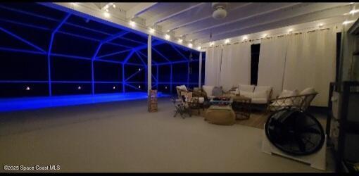 Foto del edificio - 120 Holiday Ln