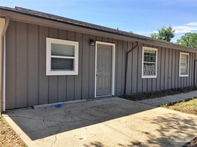 Building Photo - 1485 Bakalane Ct