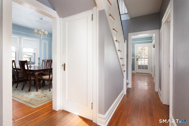 Building Photo - 11 Prospect St