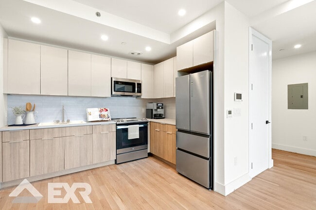 Building Photo - 1946 Ocean