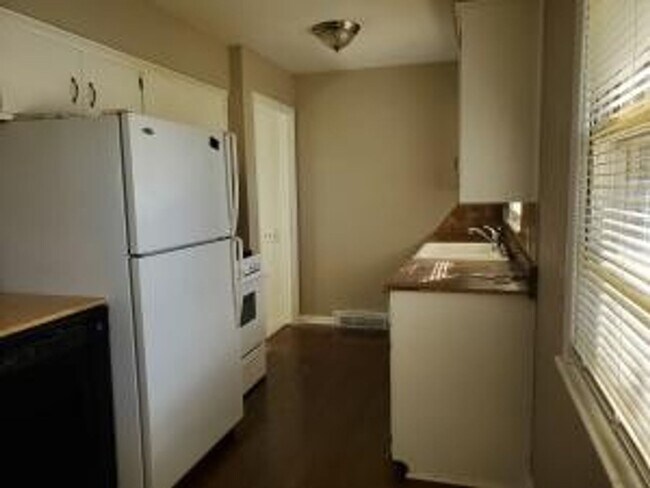 Foto del edificio - 3 Bedroom / 2 Bath House