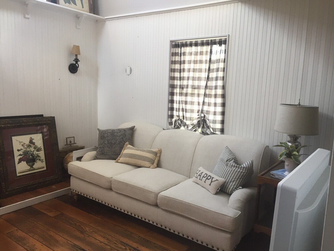 Foto principal - 810 Summit St