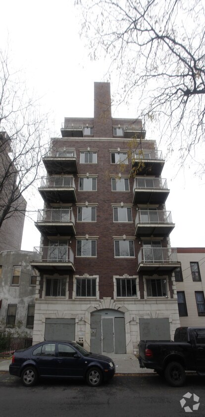 Vista de frente - 209 Spencer St
