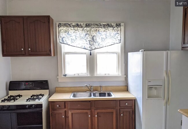 Foto del edificio - 816 W Grand Ave