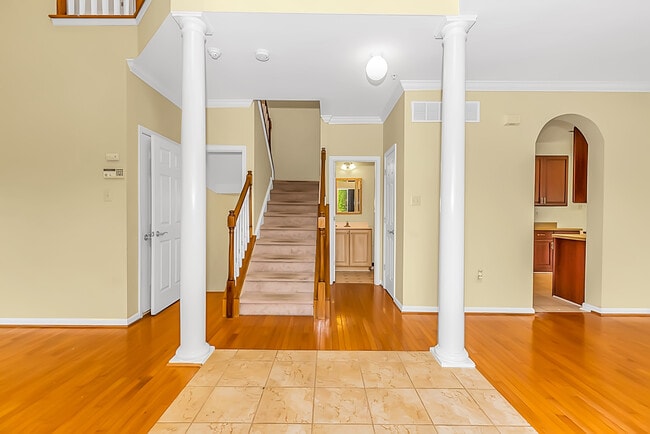 Photo - 2 Adams Ln (Downingtown, PA) Townhome