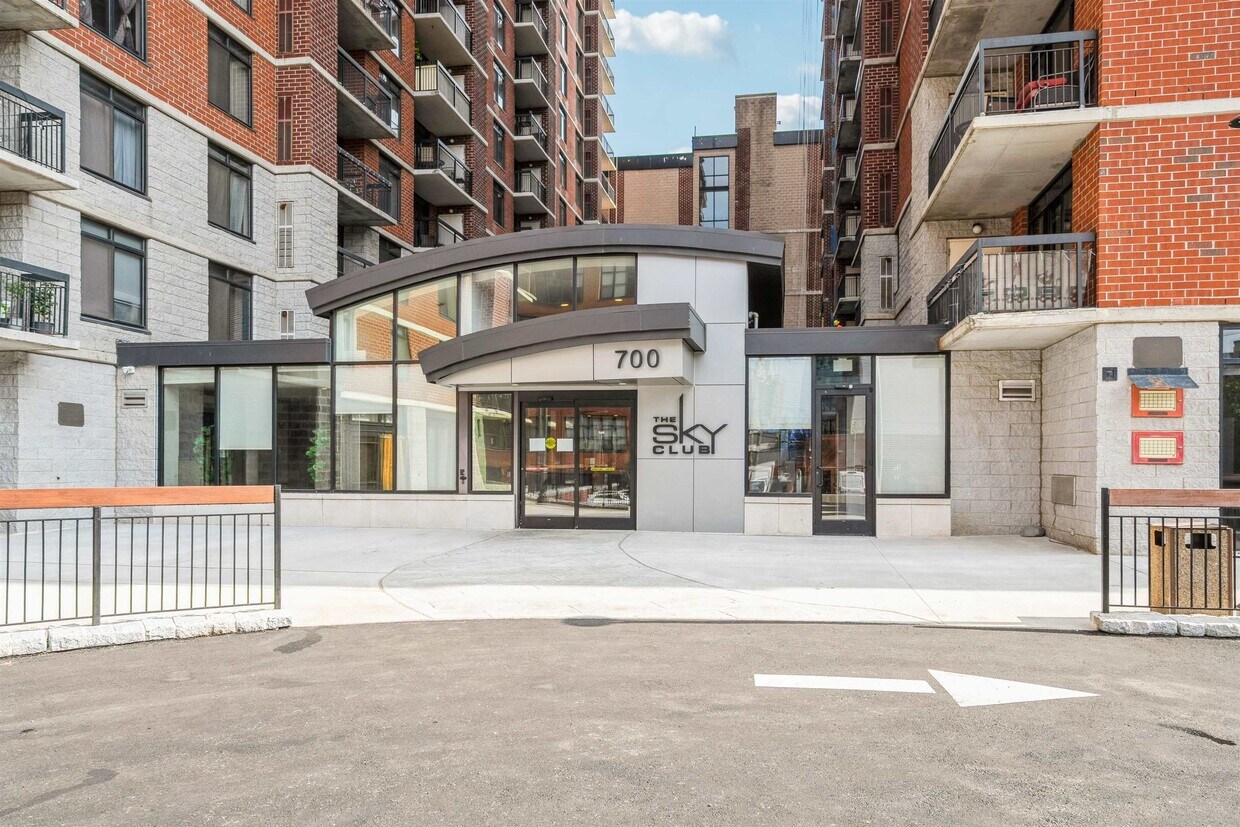Foto principal - 700 1st St