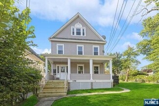 Building Photo - 258 Englewood Ave