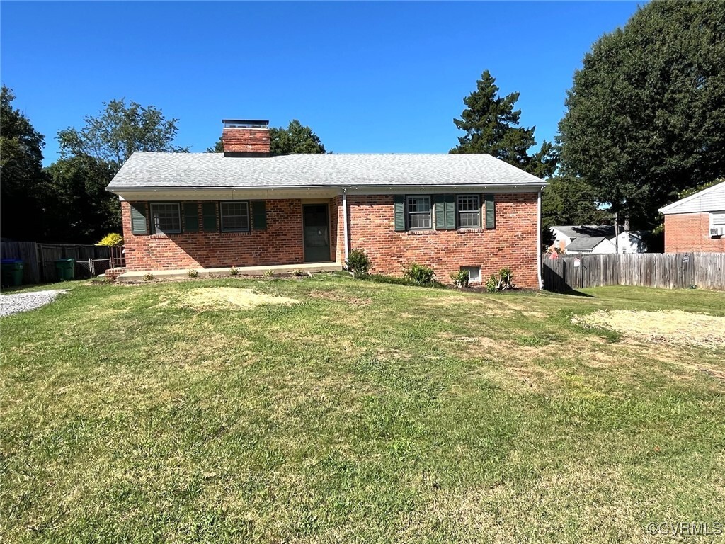 Primary Photo - 7504 Greengate Dr