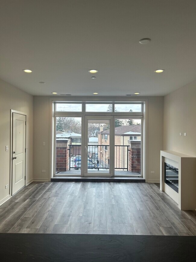 Foto del edificio - 8538 W Grand Ave
