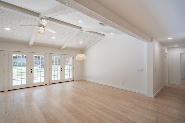 Building Photo - 2404 Monte Carlo Dr