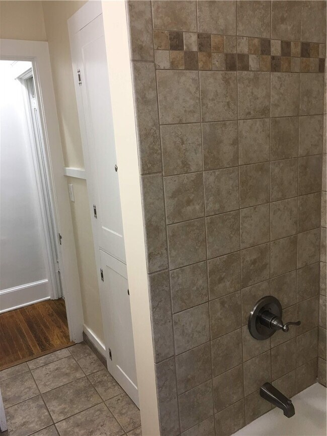 Foto del edificio - 168 Pine St