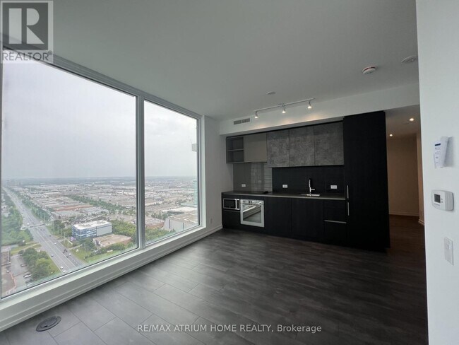 Photo du bâtiment - 7890 Jane St