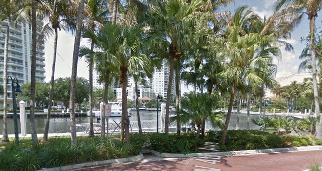 Foto del edificio - 247 SW 3rd Ave