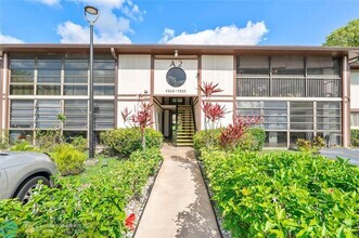 Building Photo - 9870 S Belfort Cir