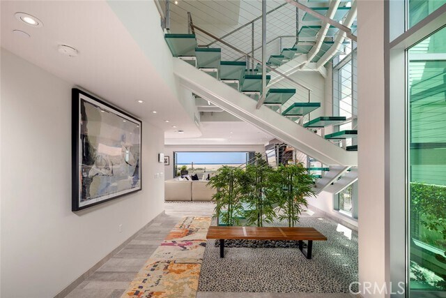 Foto del edificio - 2152 E Oceanfront