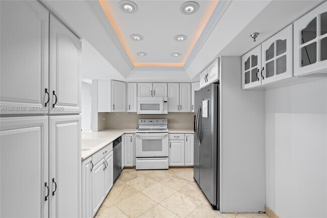 Foto del edificio - 520 Brickell Key Dr