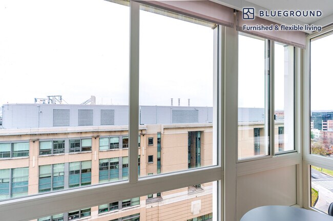 Foto del edificio - 2221 I St NW