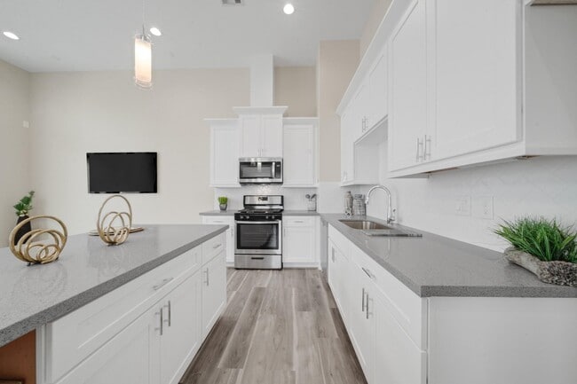 Foto del edificio - 2504 W Tidwell Rd