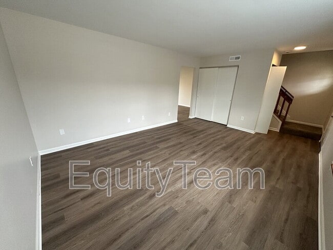 Photo - 2301 Old State Rte 32 Apartment