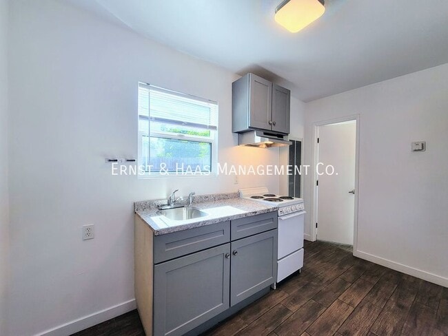 Building Photo - 4514 Linden Ave