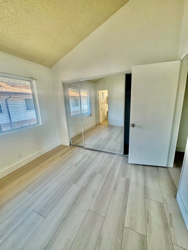 Foto del edificio - 7115 Etiwanda Ave