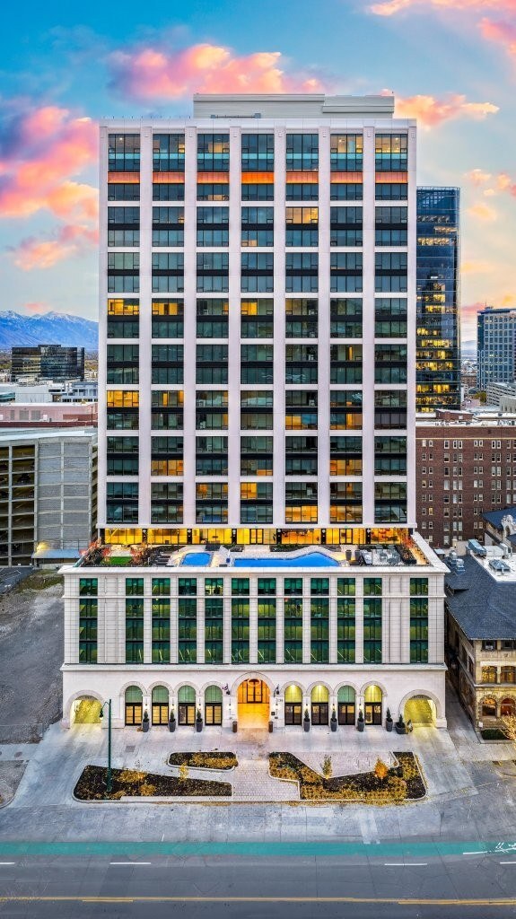 Building Photo - Seraph