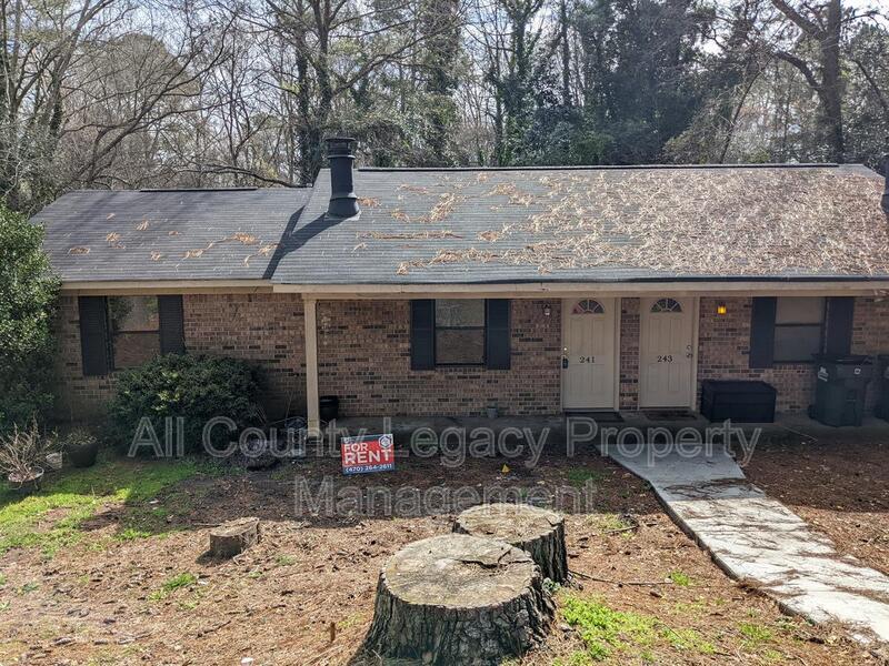Primary Photo - 241 Windy Hill Way