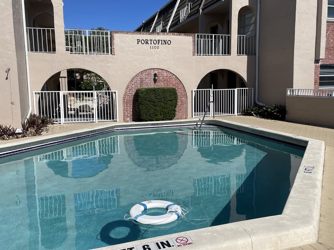 1100 SE 4th Ave Unit 18, Deerfield Beach, FL 33441 Condo for Rent in