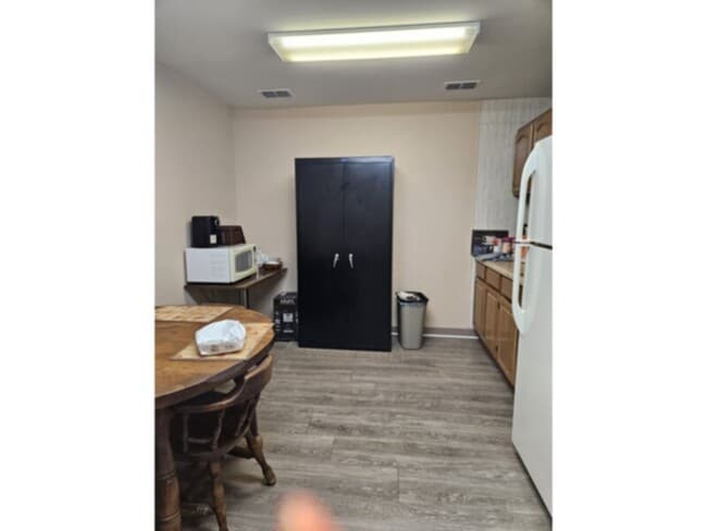 Building Photo - 859-829 US-29
