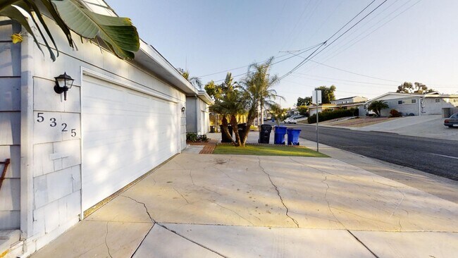 Foto del edificio - Steps from SDSU – Spacious Homes in Prime ...