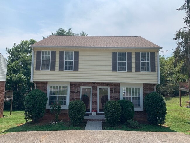 Photo - 114 Water Gate Drive Townhome