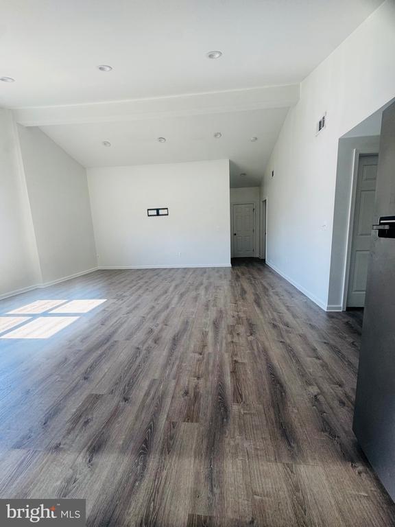 Foto del edificio - 108 Philadelphia Rd