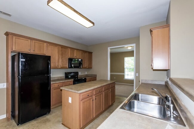 Building Photo - 4049 Eastford Court