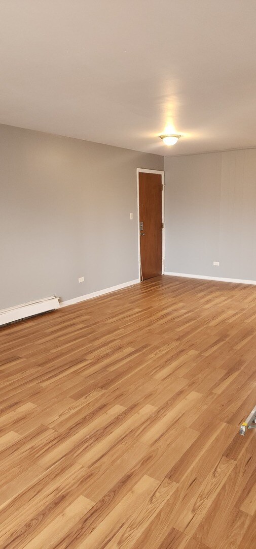 Foto del edificio - 4561 Heartland Dr