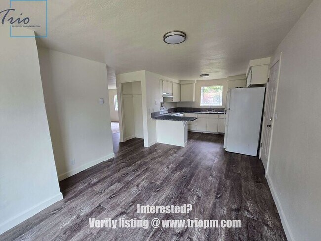 Foto del edificio - 3975 Dove Ln