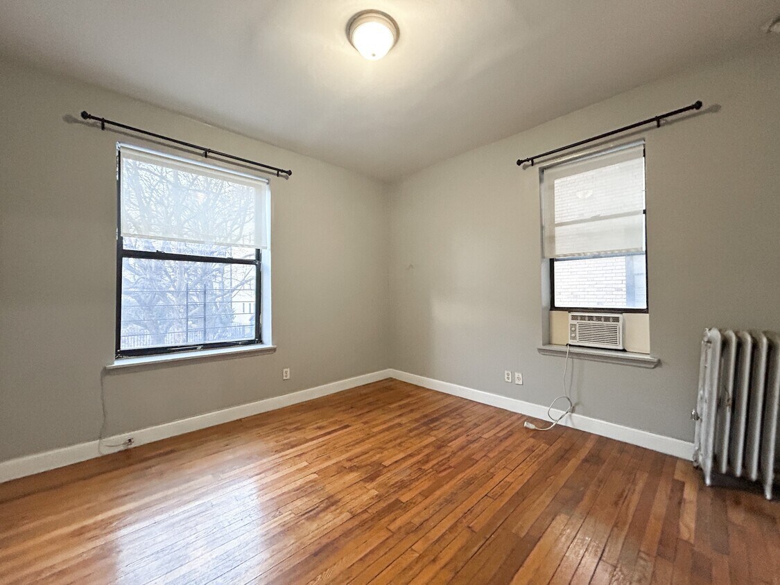 Foto principal - 225 W 146th St