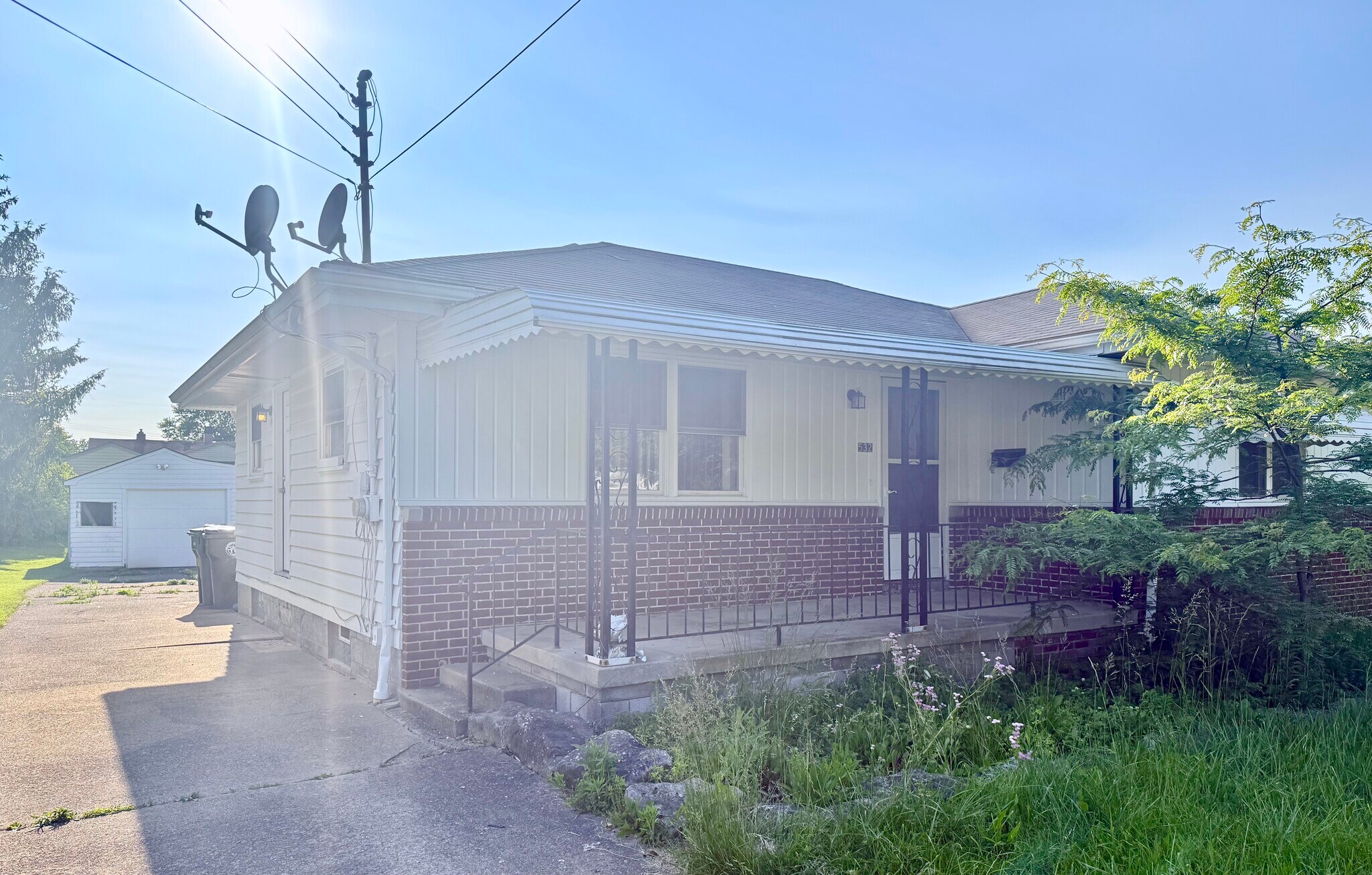 532 N Dunlap Ave Youngstown, OH 44509 – photo 2