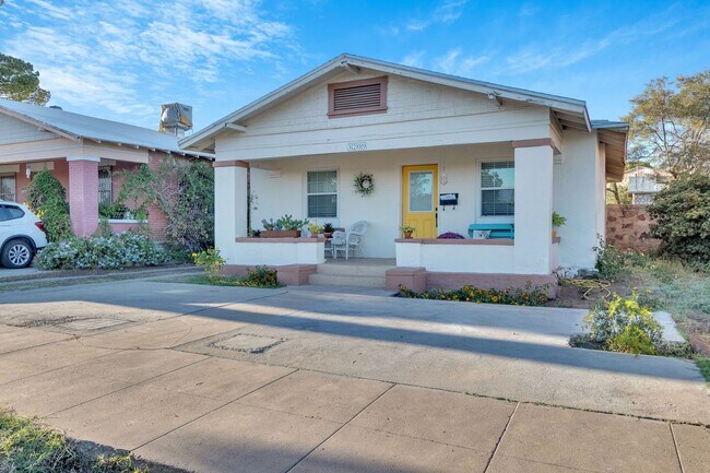 Foto del edificio - El Paso 3 bed refrig A/C Home