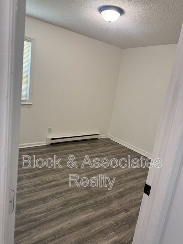 Building Photo - 1109 Garrison St