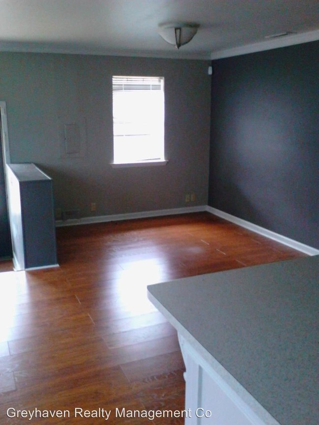 Building Photo - 1 br, 1 bath House - 2547 Crescent Club