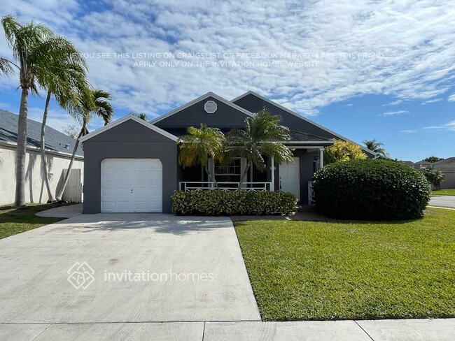 Building Photo - 15411 SW 144th Ave