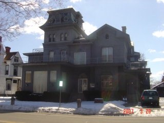 Primary Photo - 359 W Church St