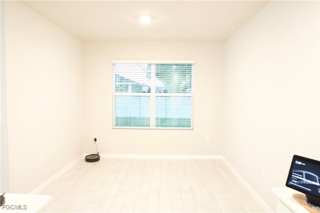 Foto del edificio - 413 SE 4th St