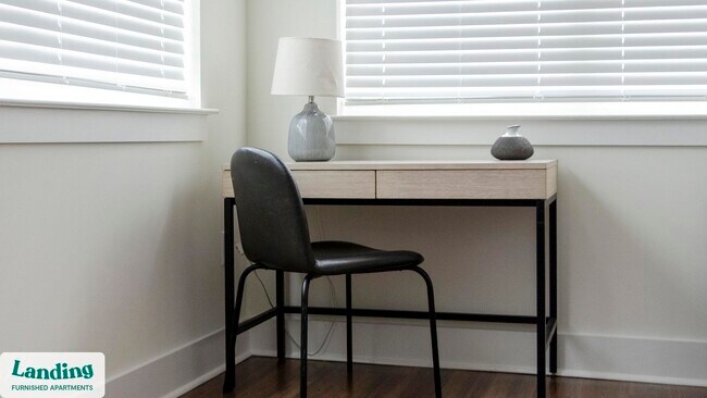 Foto del edificio - 901 Kelly Green Ln