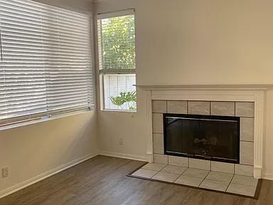 Building Photo - Two-story home